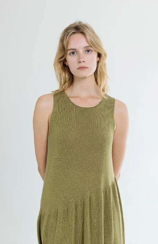 The Riya Dress Turtleneck Neckline Stylish