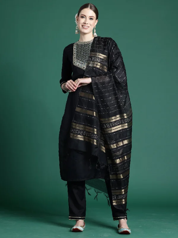Women Black Self Design Straight Kurta Trousers With Dupatta Set Cropped Trousers Casual Linen