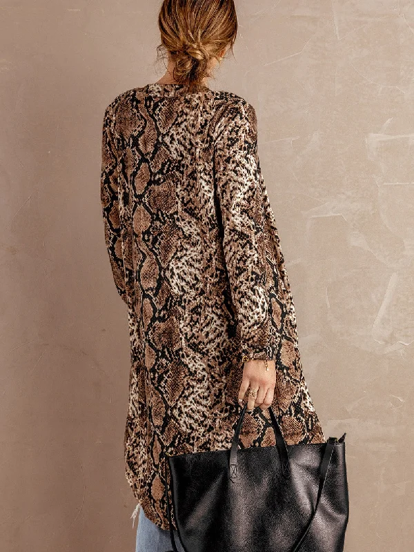 Long-Sleeve Snakeskin Cardigan Elegant Classic Vintage